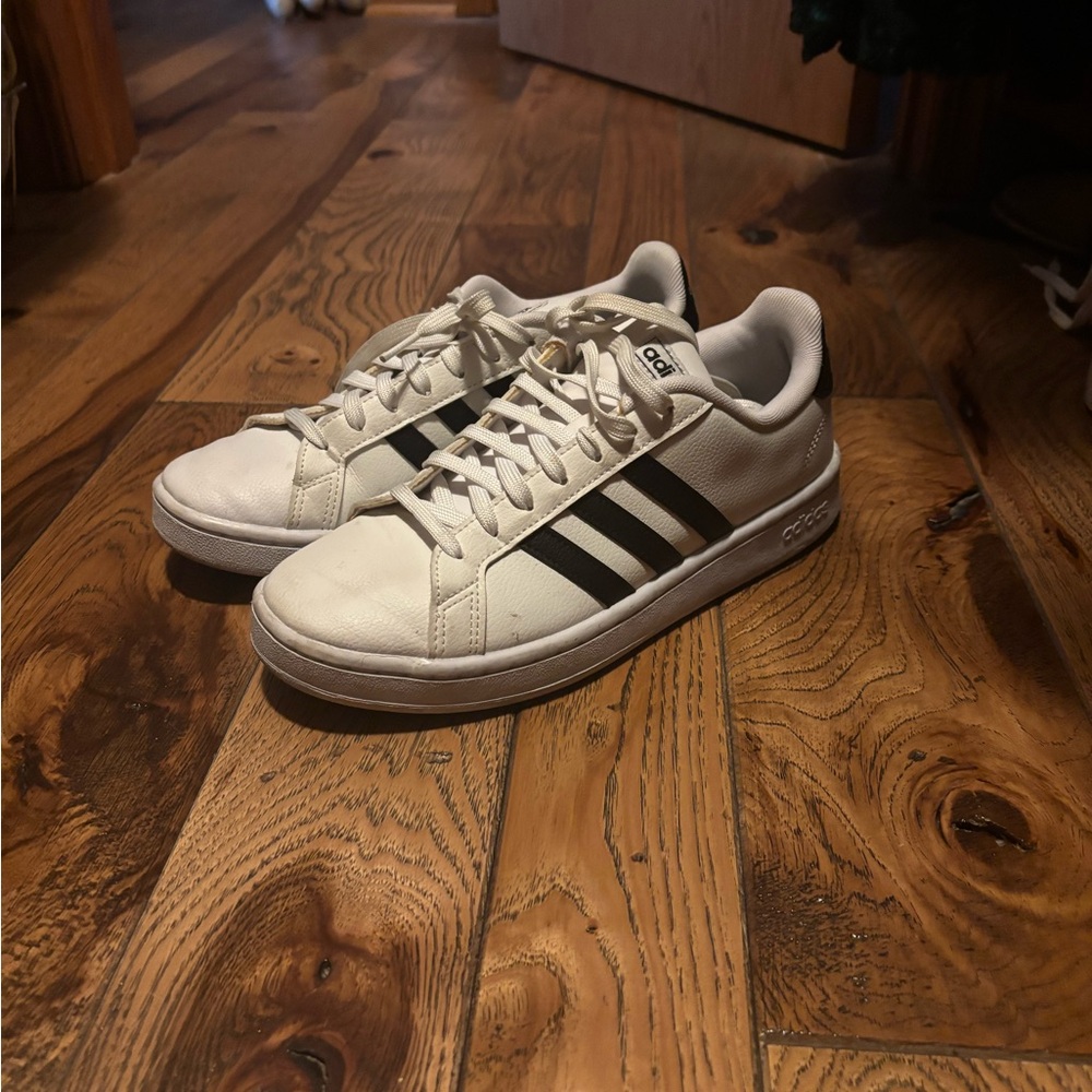 Adidas White and Black Sneakers - Size 7.5